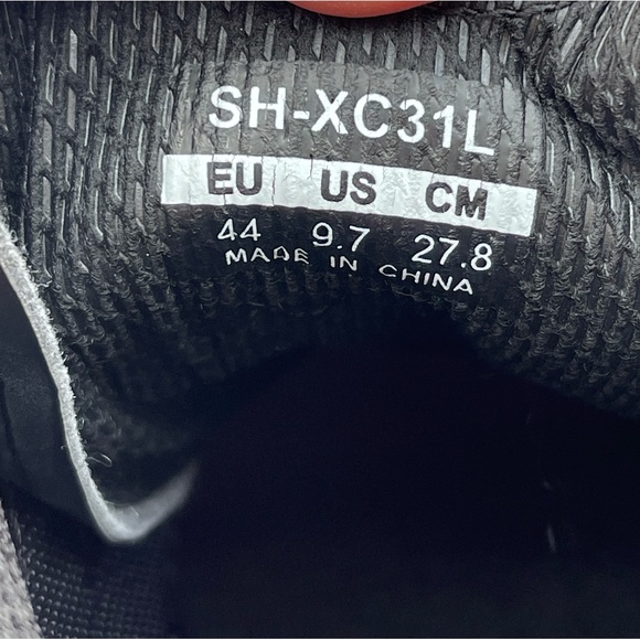 SHIMANO Black Cycling Shoes | Dynalast SH-XC31L - Picture 9 of 13